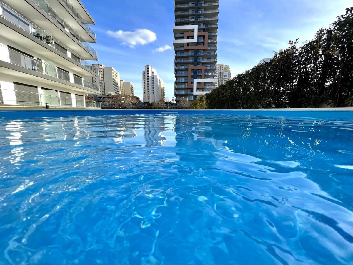 Praia Da Rocha Twins 2 With Pool By Homing Leilighet Portimão Eksteriør bilde