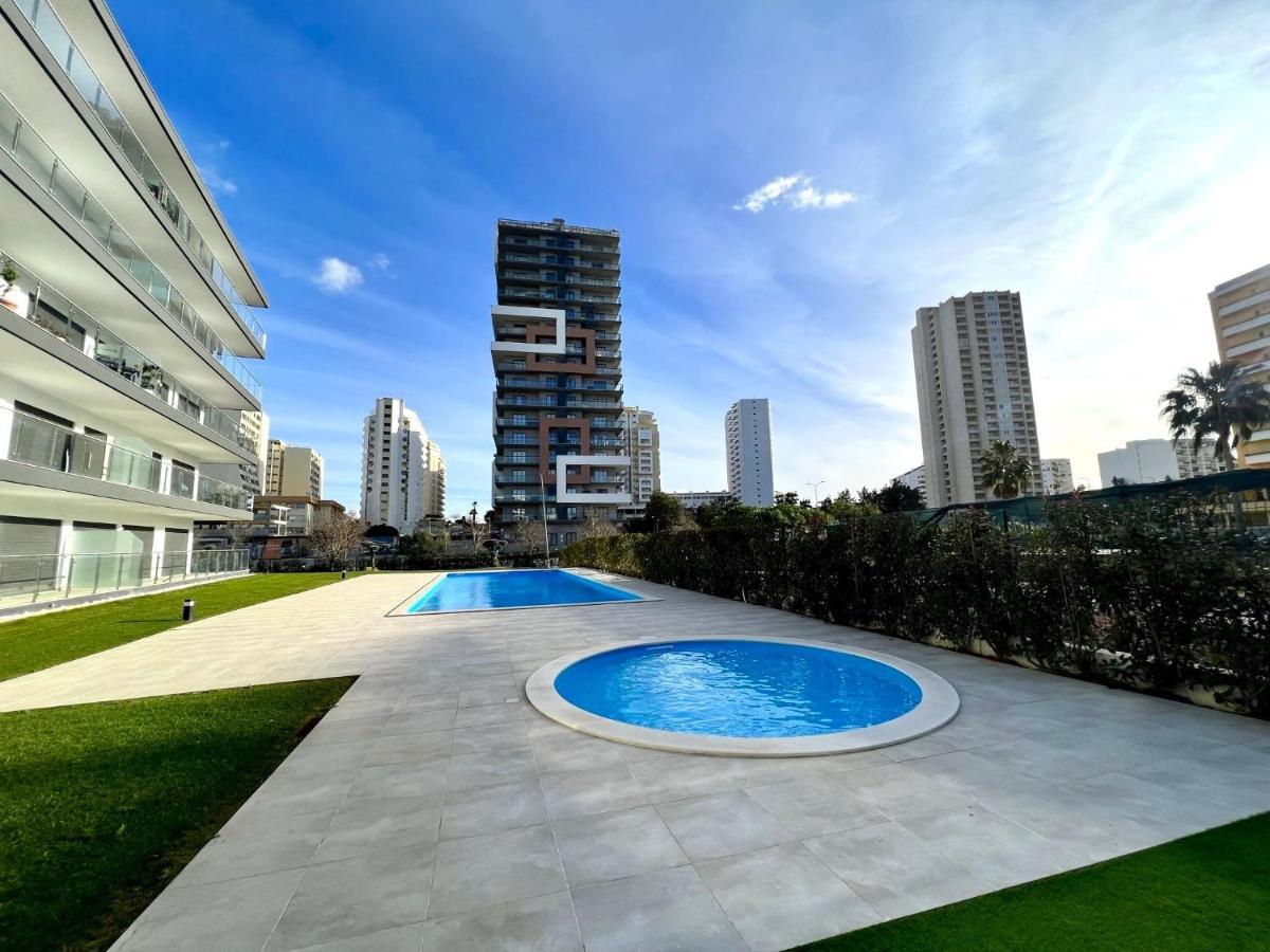 Praia Da Rocha Twins 2 With Pool By Homing Leilighet Portimão Eksteriør bilde